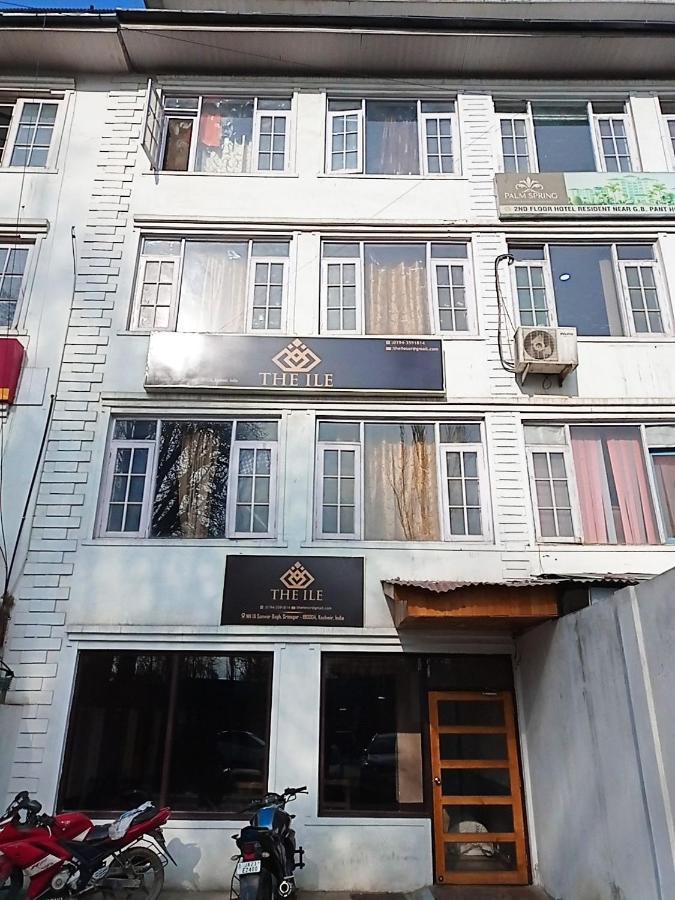 Hotel The Ile Srīnagar Exterior foto